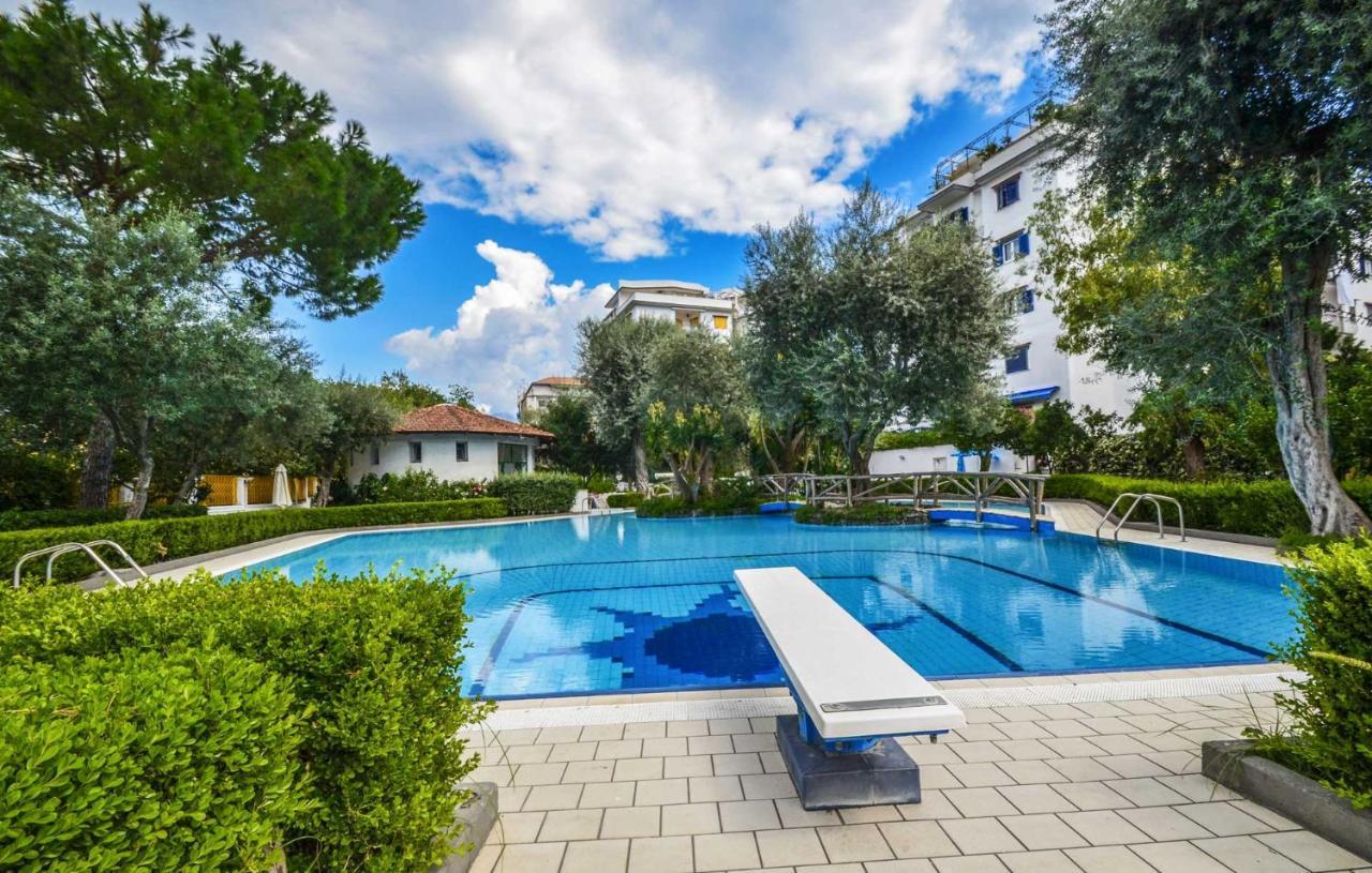 Short-Lets D33, Part Of The House Is Available For Short-Term Rentals In Sorrento Center מראה חיצוני תמונה