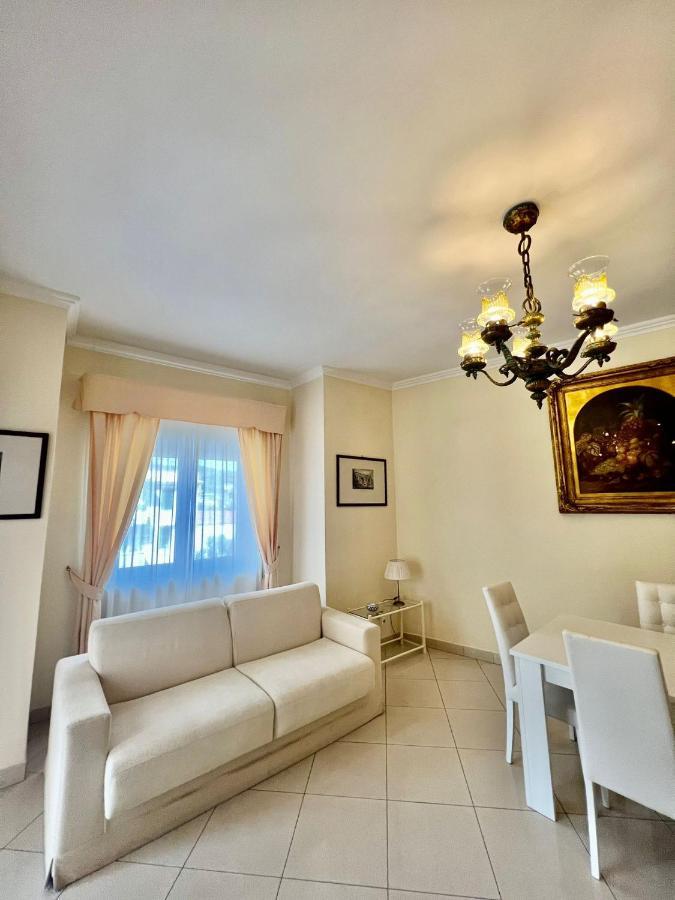 Short-Lets D33, Part Of The House Is Available For Short-Term Rentals In Sorrento Center מראה חיצוני תמונה