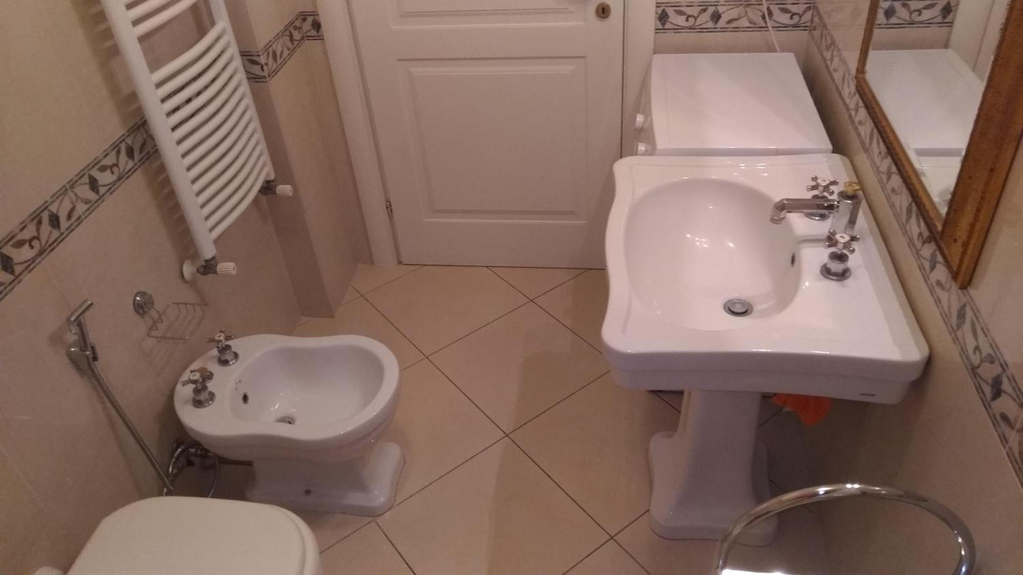 Short-Lets D33, Part Of The House Is Available For Short-Term Rentals In Sorrento Center מראה חיצוני תמונה